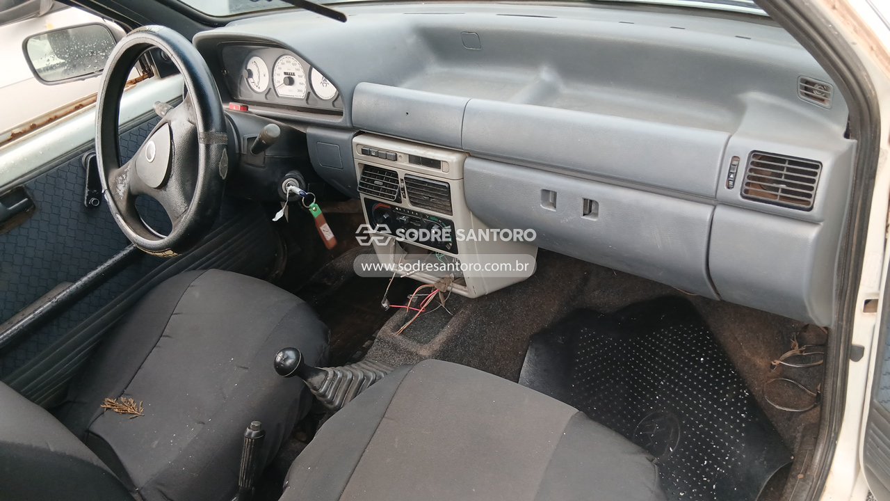 Foto 8 de 13: FIAT - UNO MILLE FIRE 2P 2004/2004