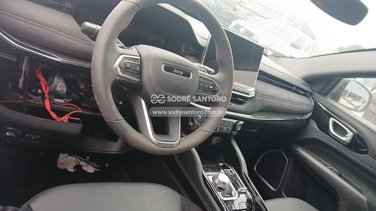 Foto 6 de 8: JEEP - COMMANDER BLK GME 2026/2027