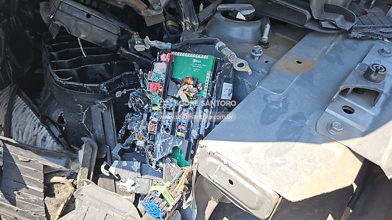 Foto 12 de 13: HYUNDAI - CRETA 16A ACTION 2024/2025