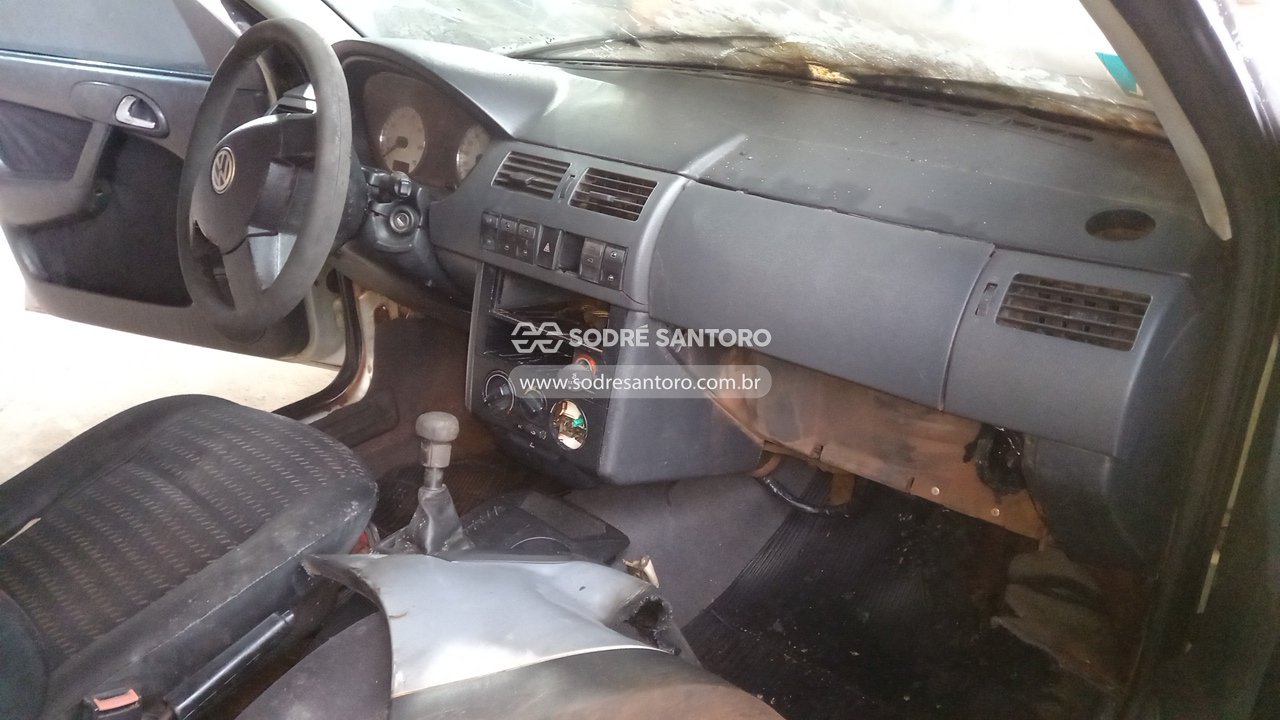 Foto 7 de 13: VOLKSWAGEN - PARATI 1.6 CITY 2004/2005