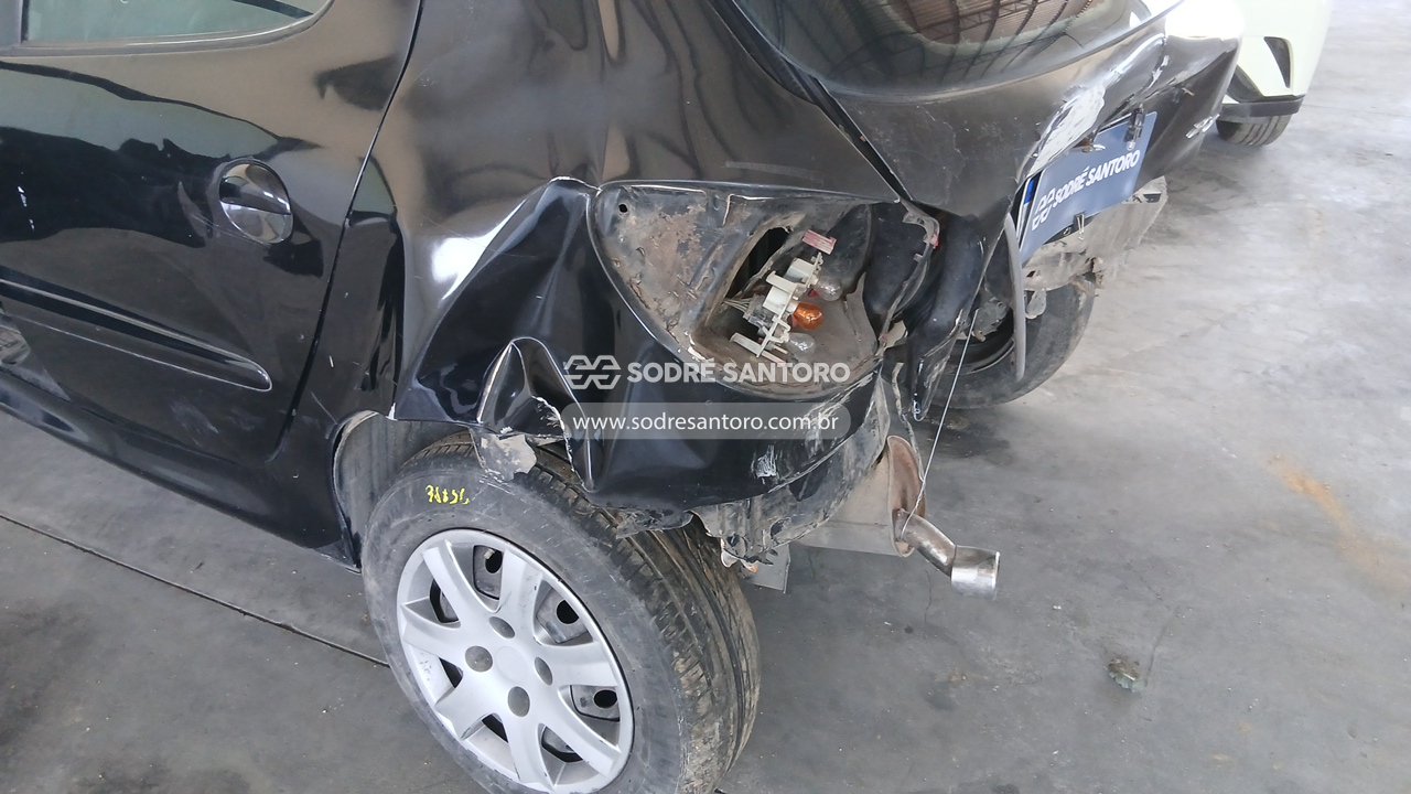 Foto 11 de 13: PEUGEOT - 207HB XS A 2008/2009