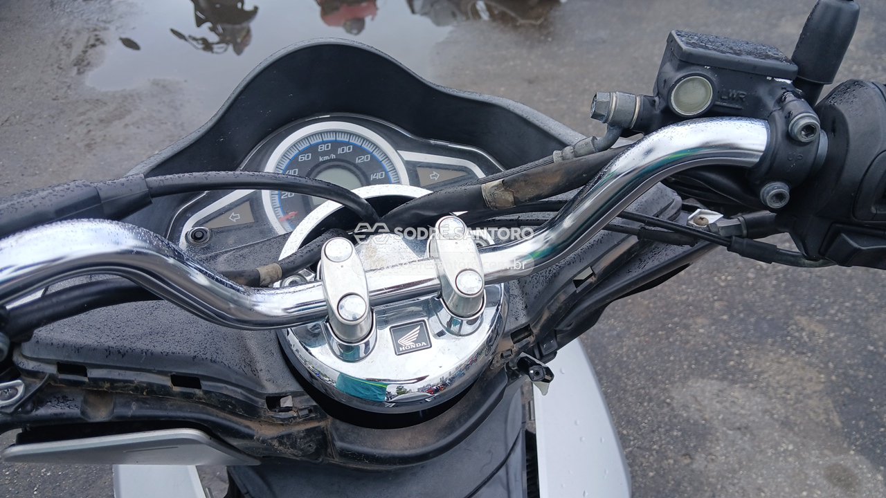 Foto 7 de 9: HONDA - PCX 150 2016/2017