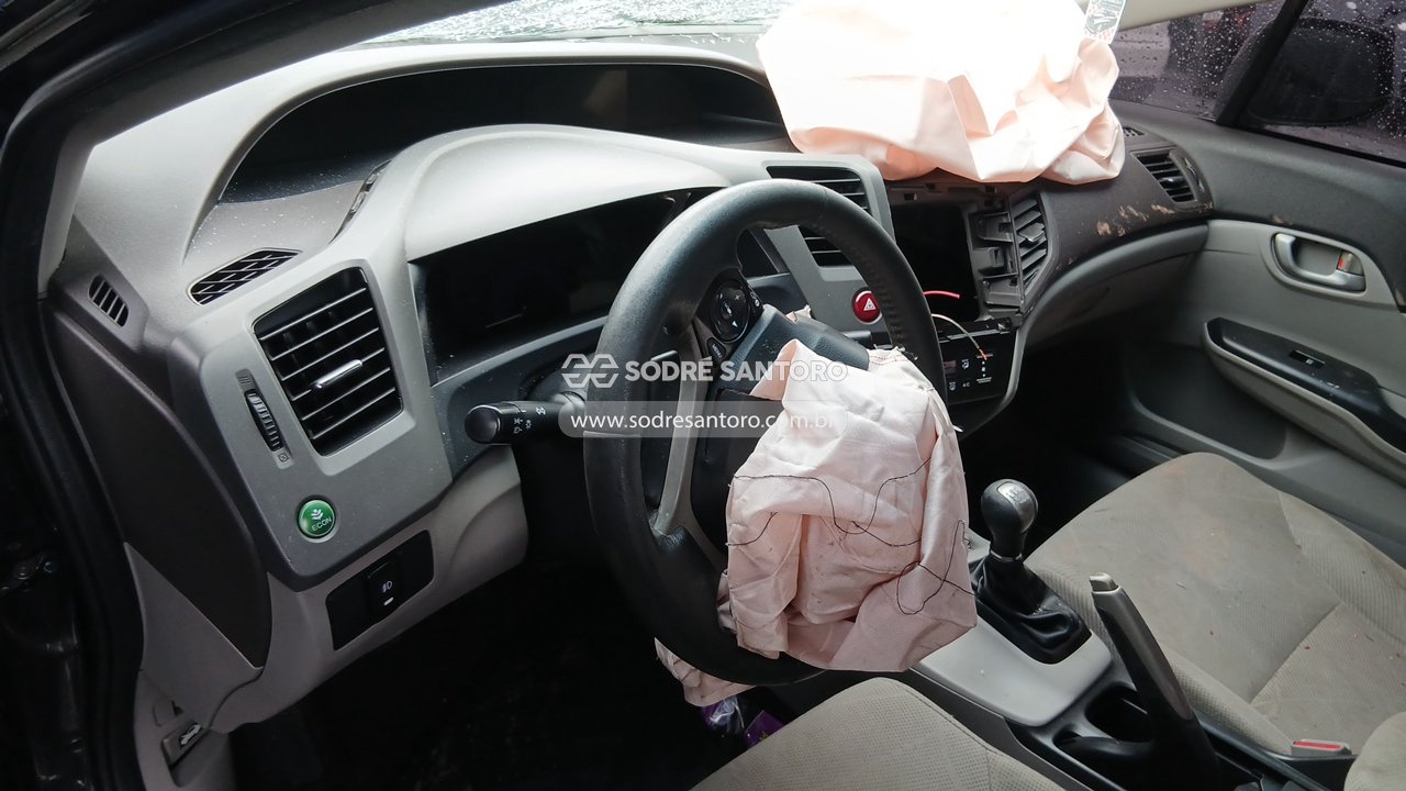 Foto 6 de 13: HONDA - CIVIC LXS 2013/2014