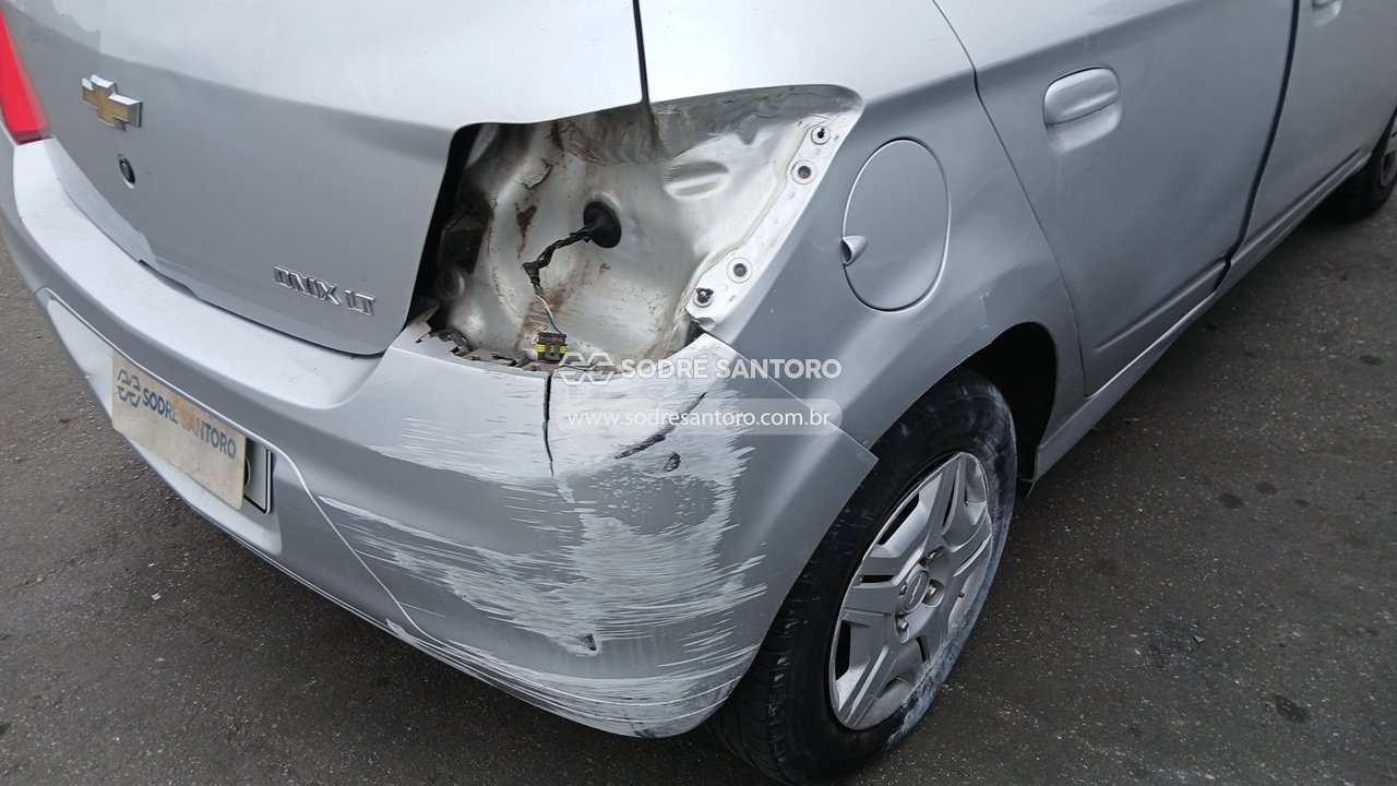Foto 12 de 13: CHEVROLET - ONIX 1.0MT LT 2016/2016