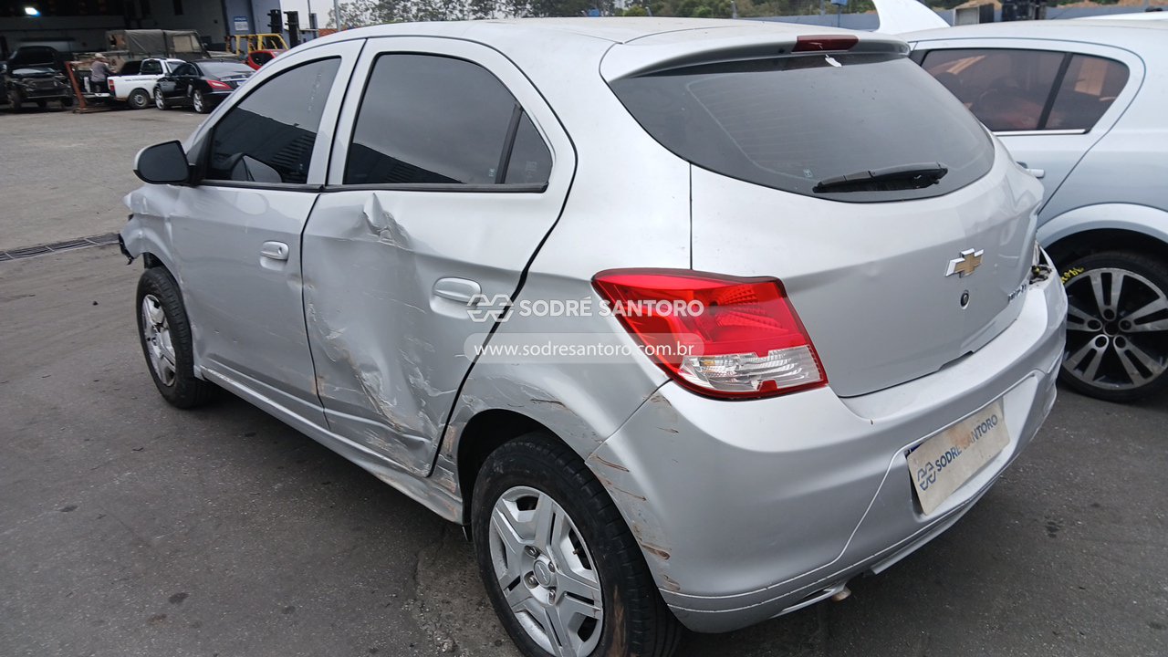Foto 2: CHEVROLET - ONIX 1.0MT LT 2016/2016