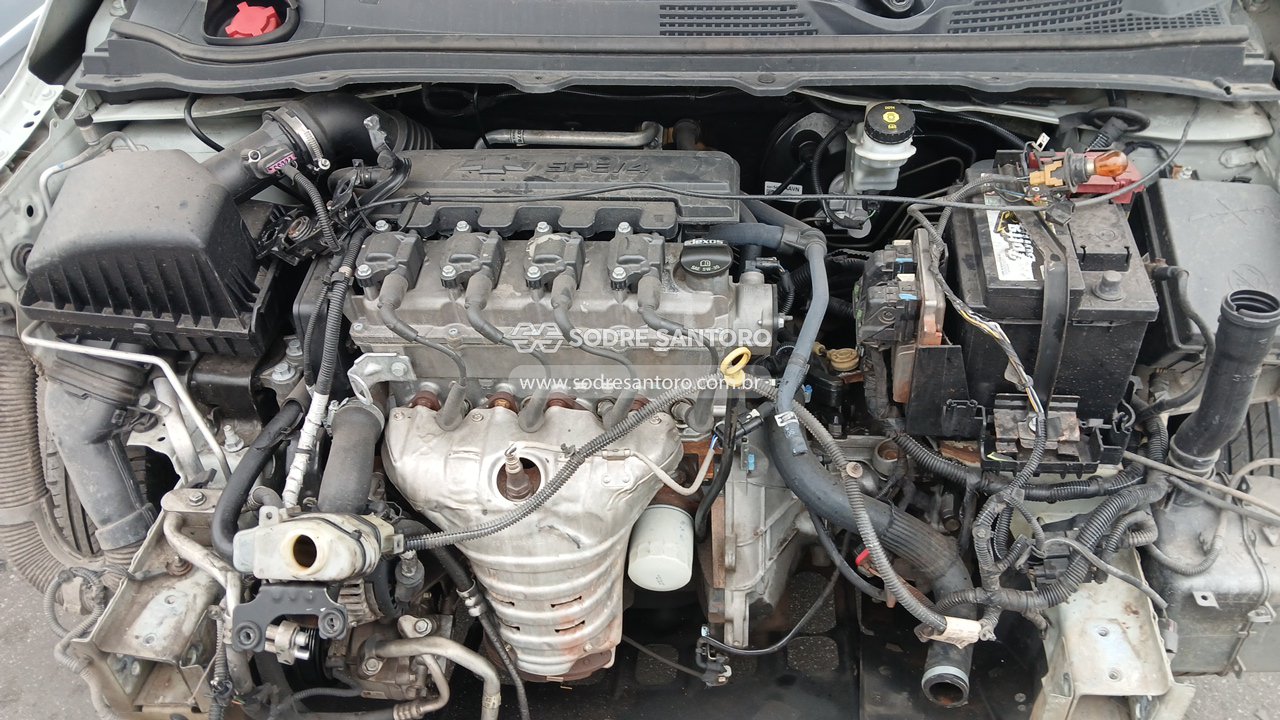 Foto 5: CHEVROLET - ONIX 1.0MT LT 2016/2016