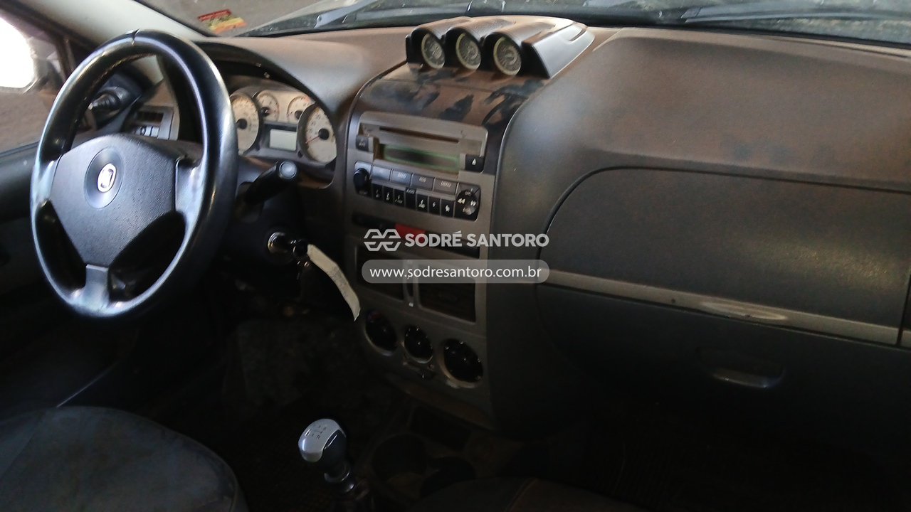 Foto 6 de 13: FIAT - STRADA ADVENT FLEX 2010/2010