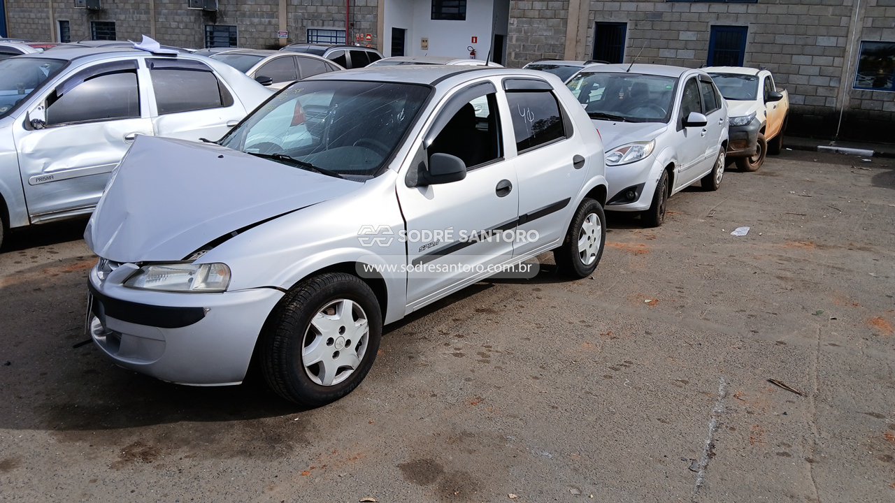 Foto 3: CHEVROLET - CELTA 4P SPIRIT 2005/2005