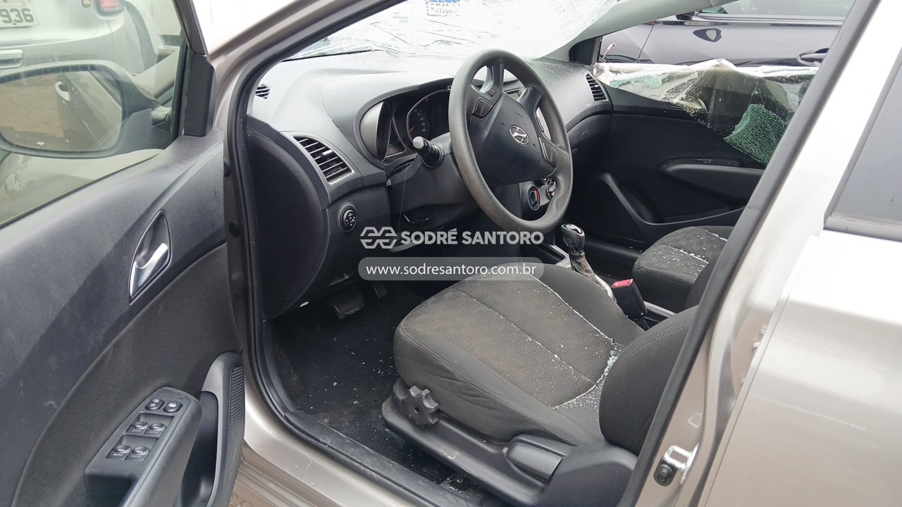 Foto 6 de 11: HYUNDAI - HB20 1.6A COMF 2016/2016