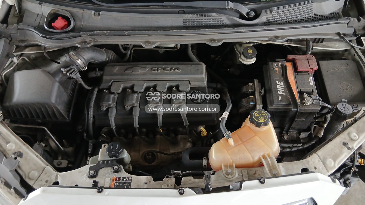 Foto 5: CHEVROLET - ONIX 1.0MT LT 2015/2015