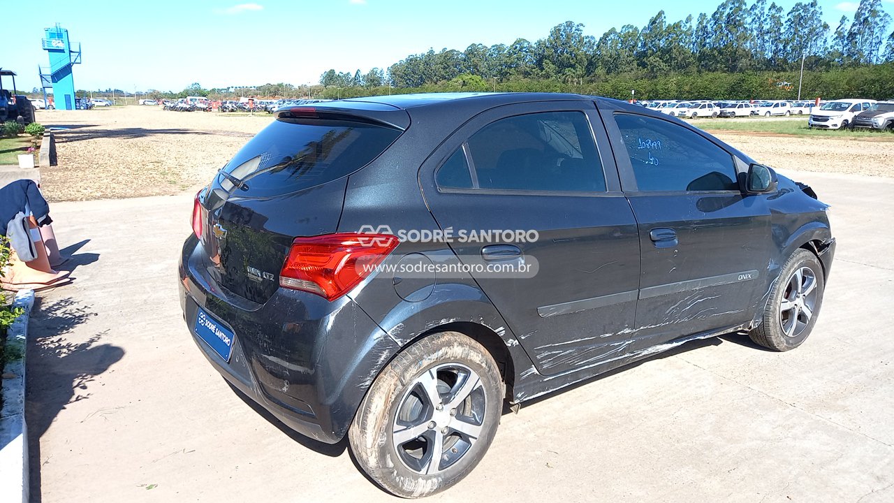 Foto 4: CHEVROLET - ONIX 1.4MT LTZ 2016/2017