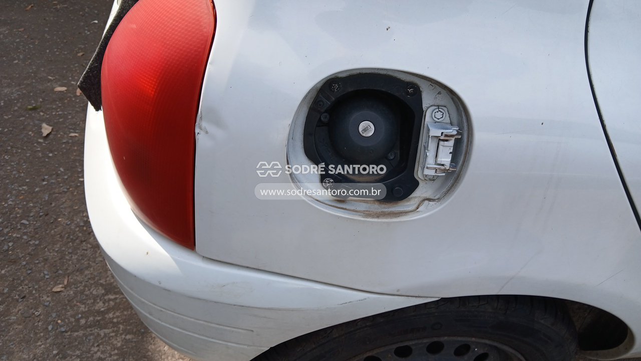 Foto 10 de 13: RENAULT - CLIO RL 1.0 2001/2001