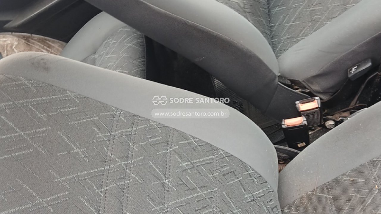 Foto 8 de 9: FIAT - UNO MILLE ECONOMY 2013/2013