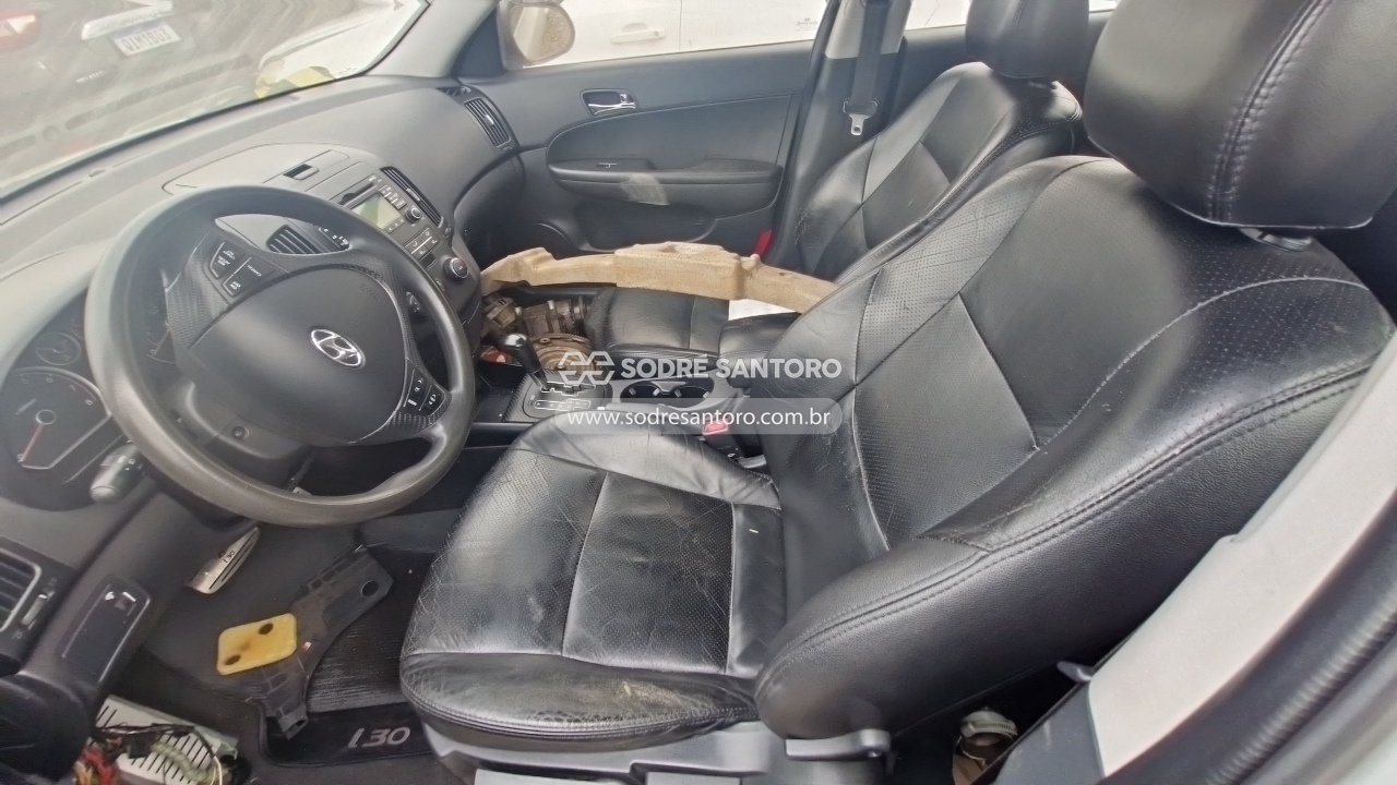 Foto 8 de 13: HYUNDAI - I30 2.0 2010/0
