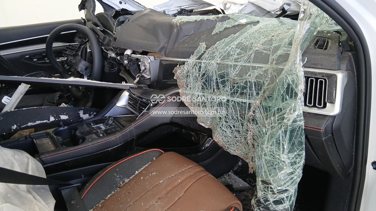 Foto 7 de 13: BYD - SONG PLUS GS DM 2026/2027