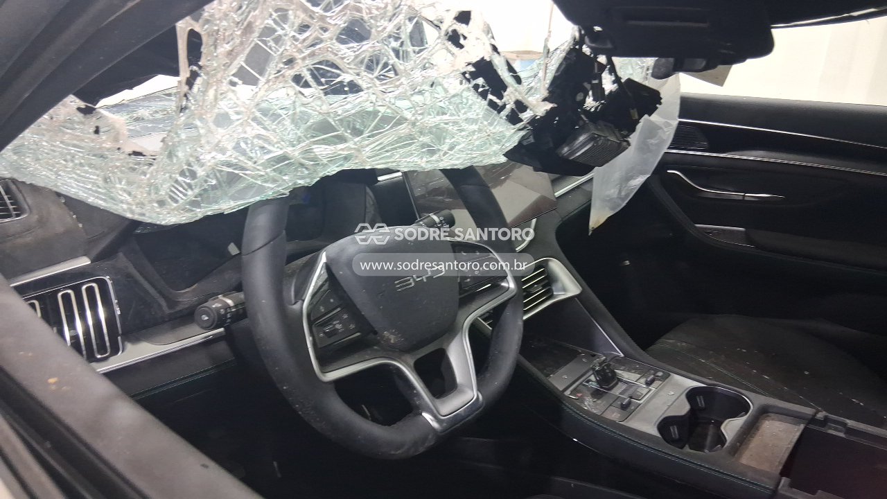 Foto 6 de 13: BYD - SONG PLUS GS DM 2026/2027
