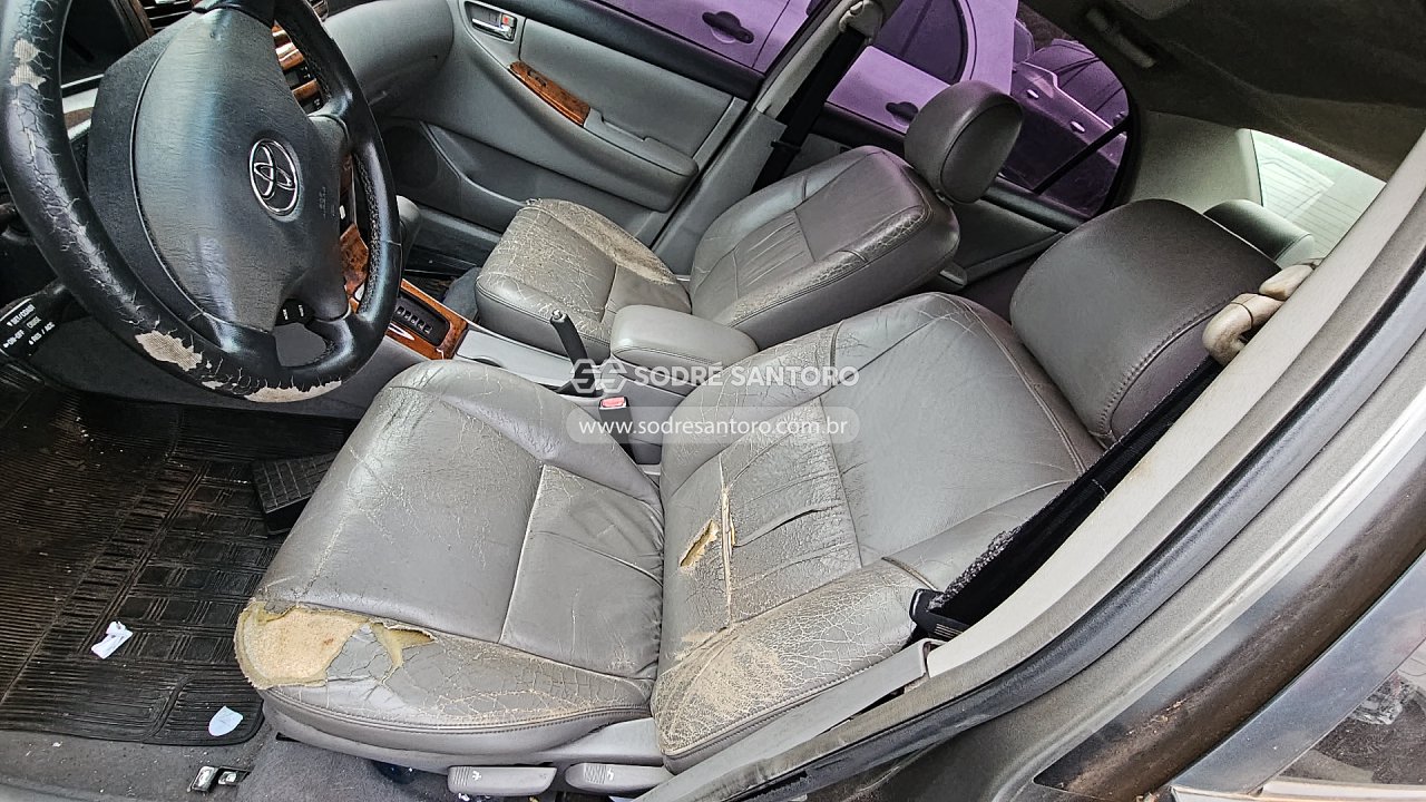Foto 8 de 13: TOYOTA - COROLLA SEG18VVT 2005/2005