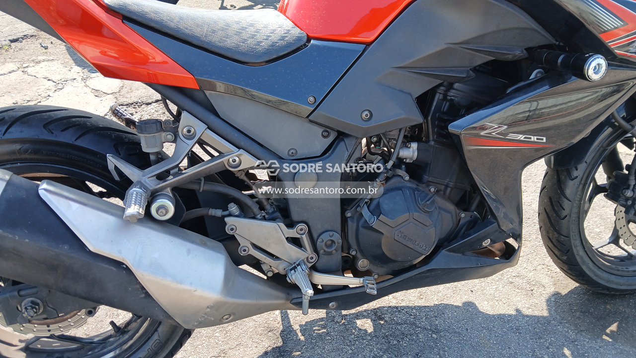 Foto 9 de 9: KAWASAKI - Z300 2016/2016