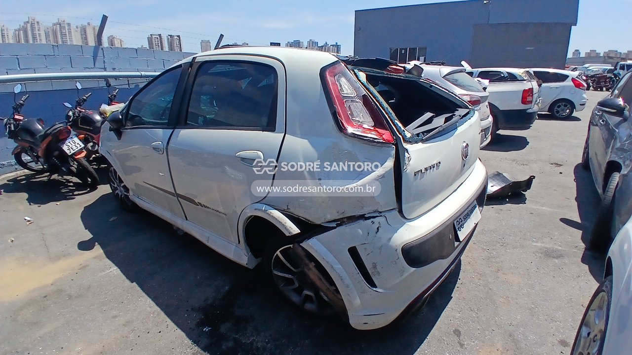 Foto 2: FIAT - PUNTO BLACKMOTIN 2015/2016