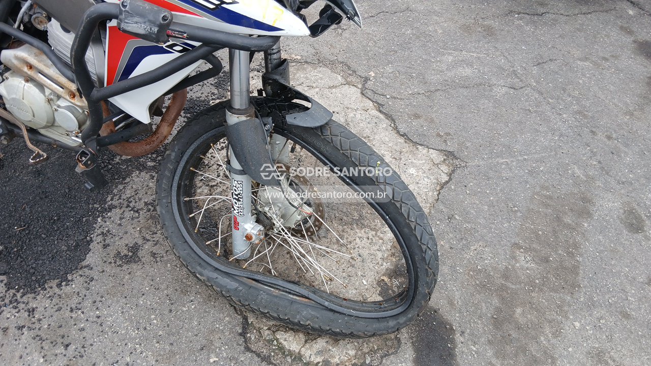 Foto 9 de 12: HONDA - XRE 300 2016/2016
