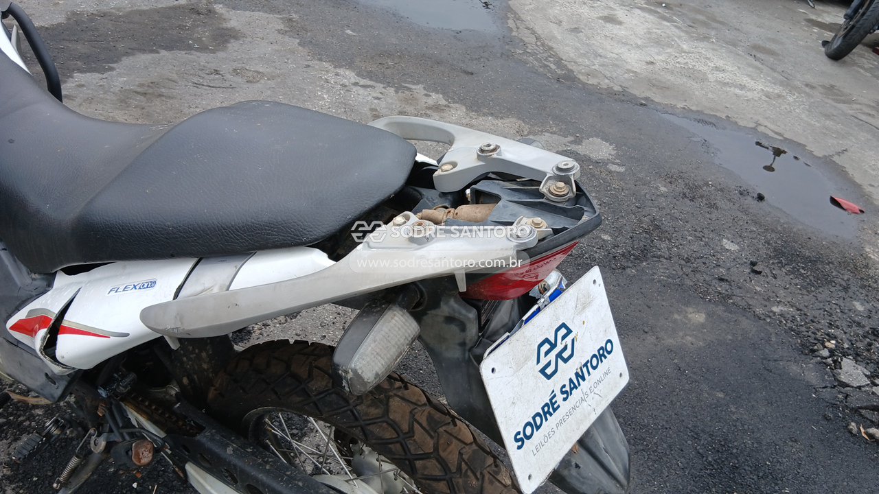 Foto 12 de 12: HONDA - XRE 300 2016/2016