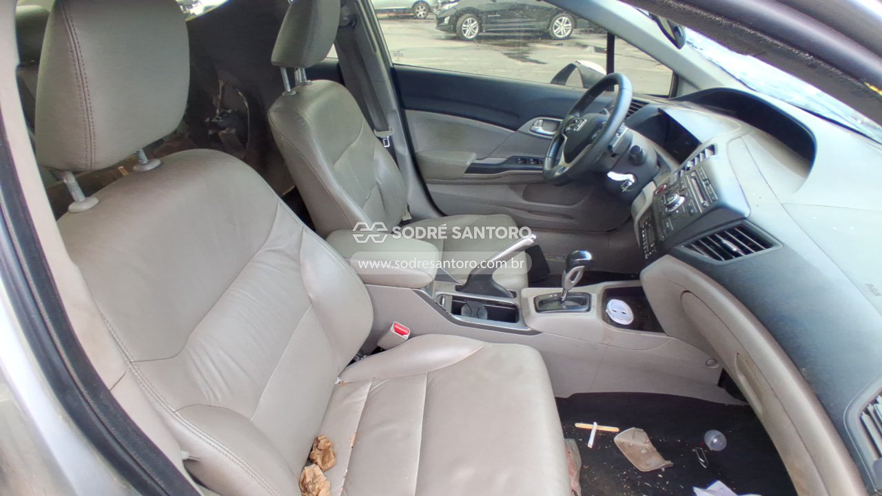 Foto 8 de 13: HONDA - CIVIC LXR 2014/2015