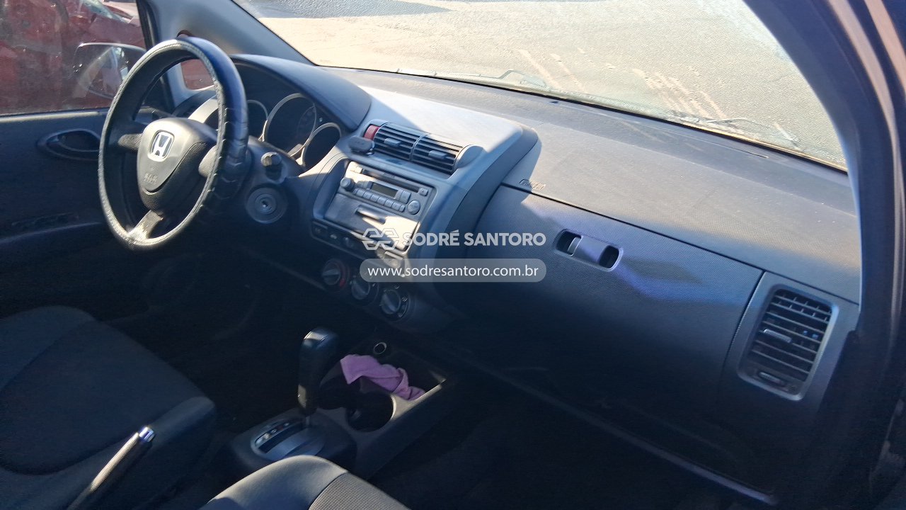 Foto 8 de 10: HONDA - FIT LXL 2005/2006