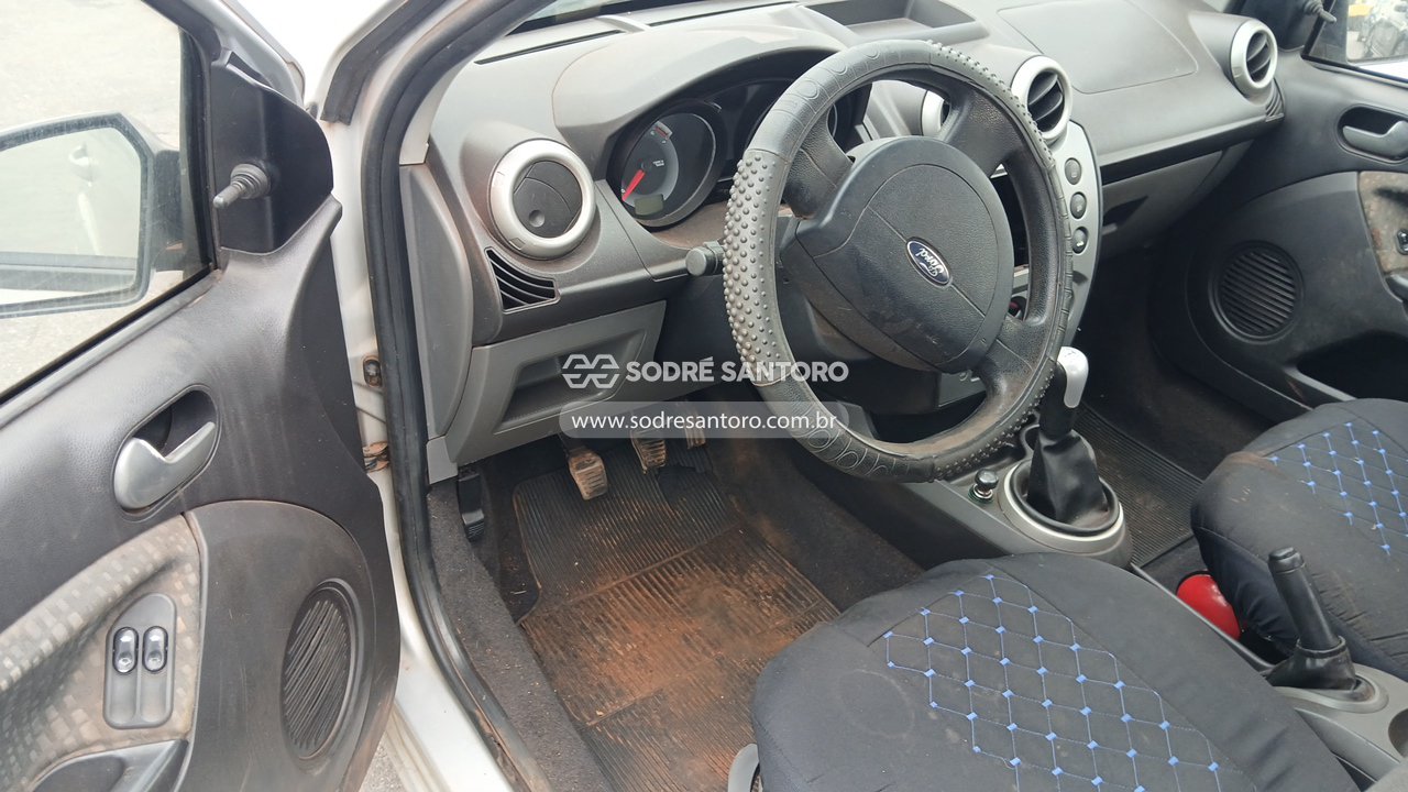 Foto 6 de 13: FORD - FIESTA SEDAN1.6FLEX 2010/2011