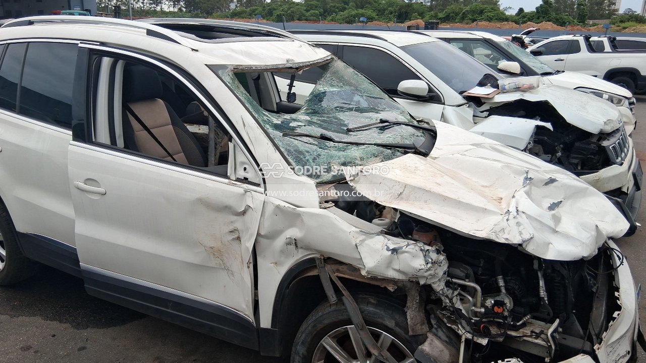 Foto 11 de 13: VOLKSWAGEN - TIGUAN 2.0 TSI 2012/2013
