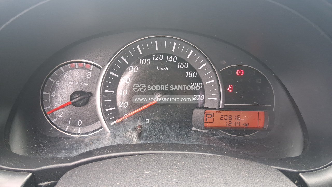 Foto 7 de 13: NISSAN - MARCH 16SL CVT 2019/2020