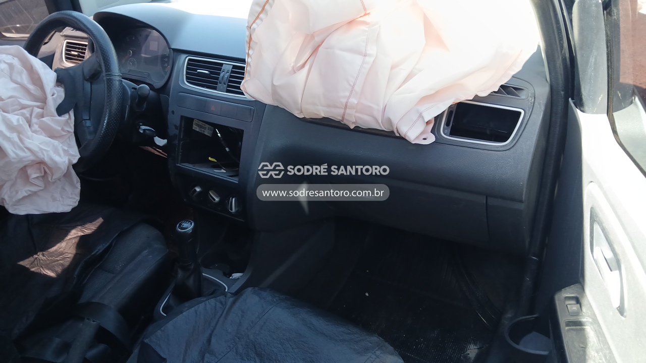 Foto 7 de 13: VOLKSWAGEN - FOX 1.6 2012/2013
