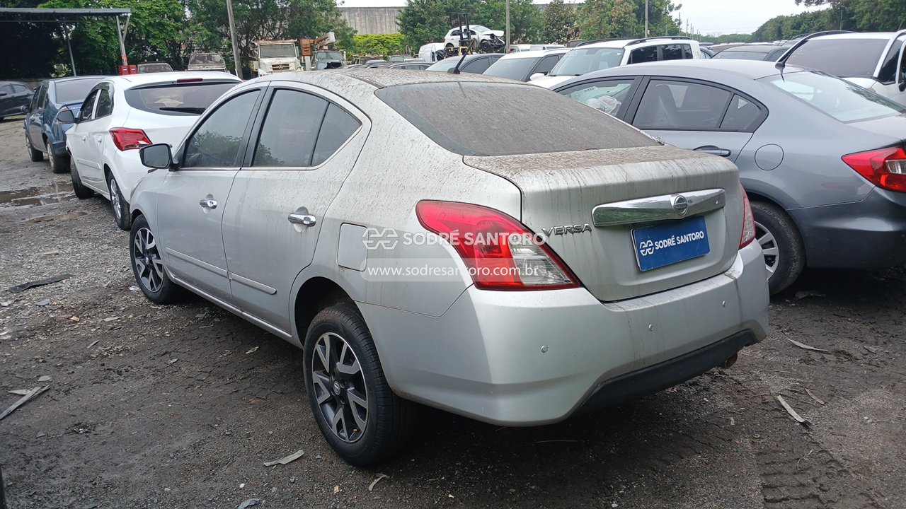 Foto 2: NISSAN - VERSA 16 SL 2016/2016