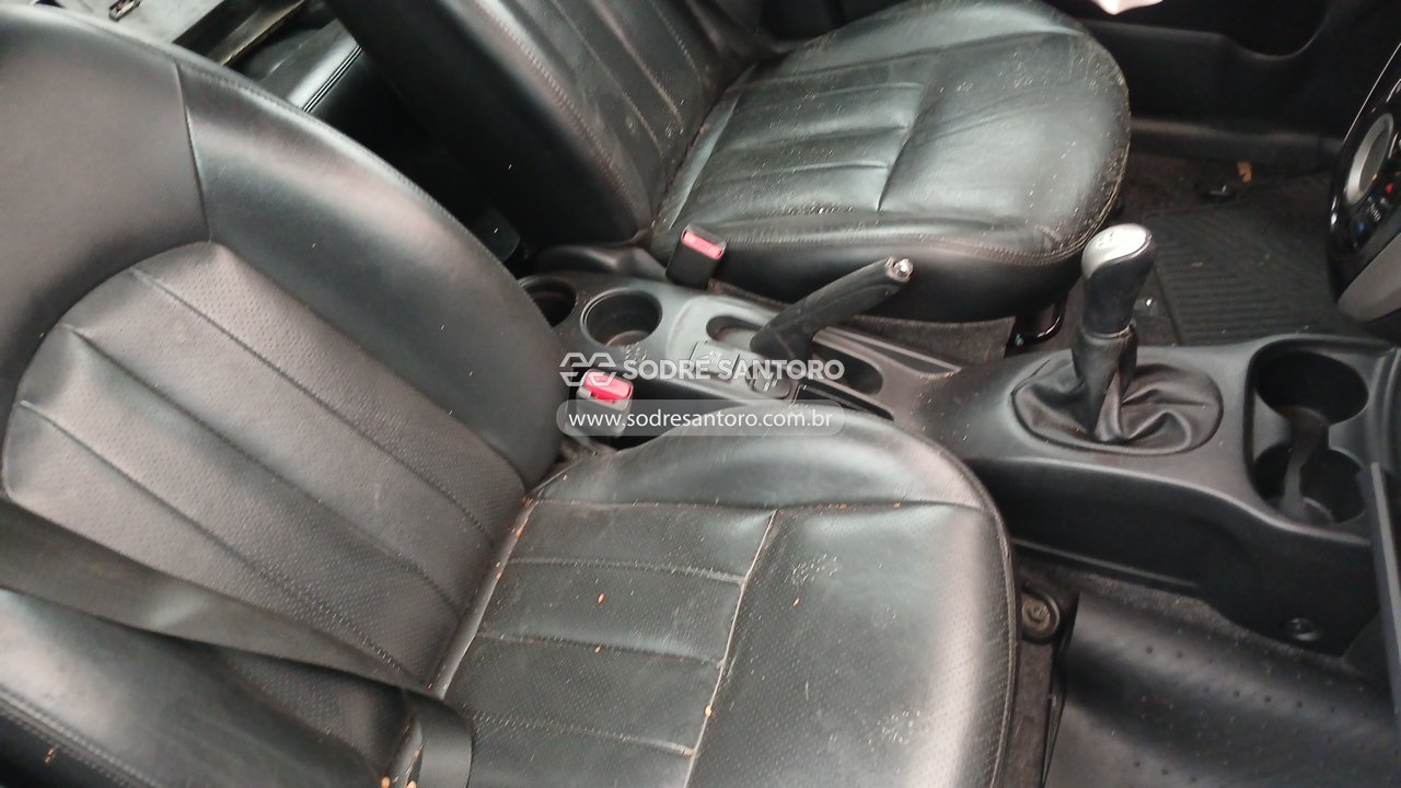 Foto 8 de 13: NISSAN - VERSA 16 SL 2016/2016