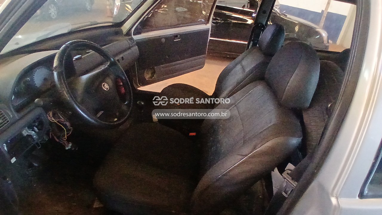Foto 7 de 13: FIAT - UNO MILLE ECONOMY 2012/2013