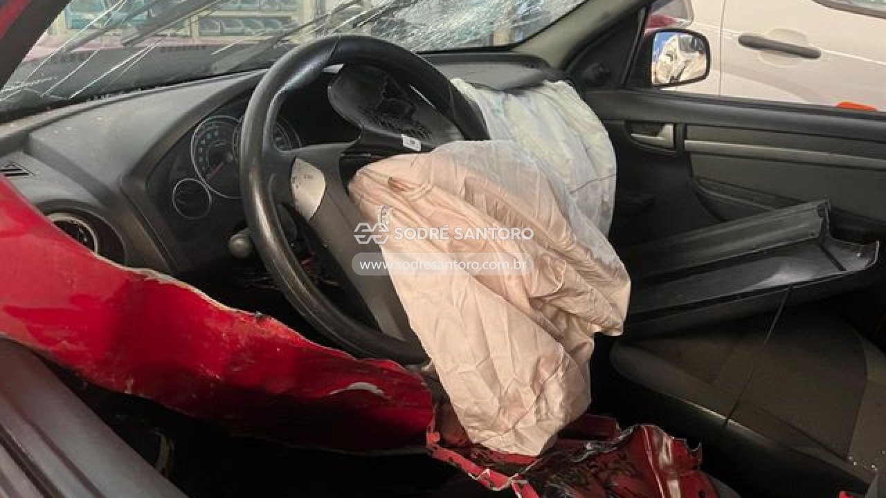Chevrolet Celta 1.0l LT - 2014/2015 — foto 7 de 7