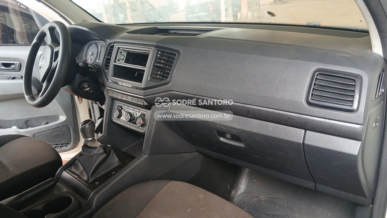 Volkswagen Amarok CS 4x4 S - 2018/2018 — foto 6 de 12