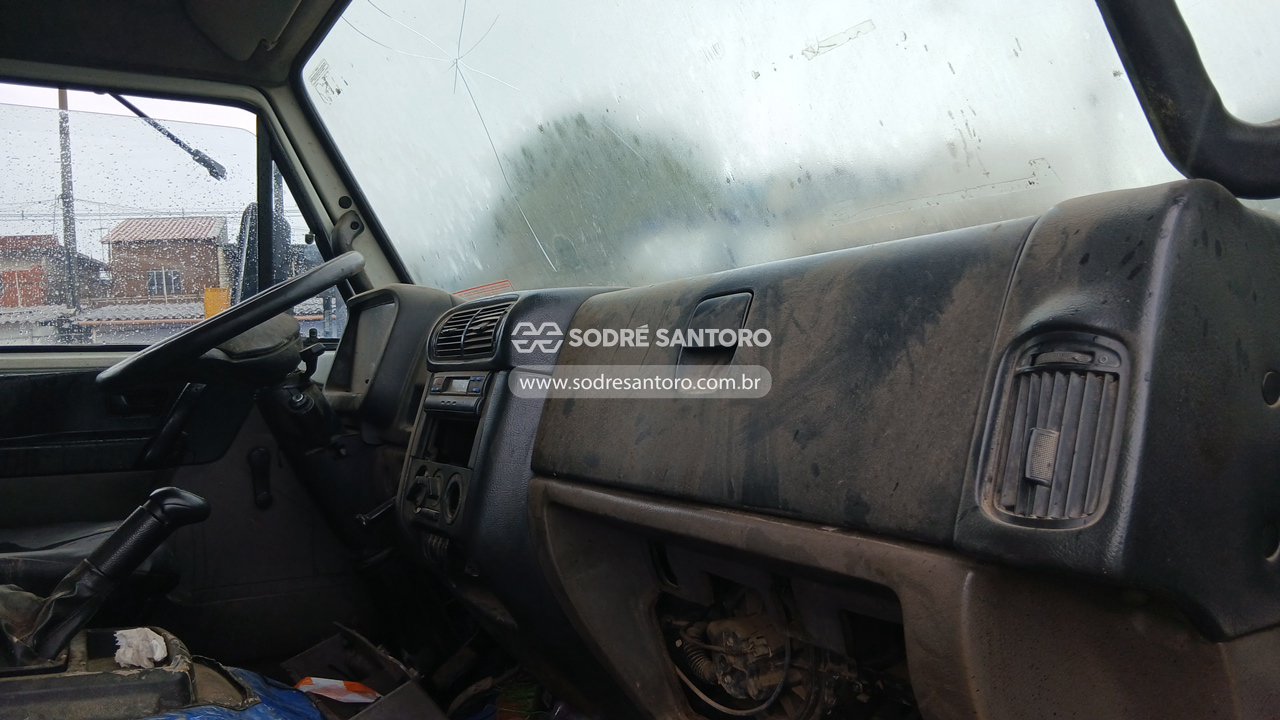 Volkswagen 8.160 Drc 4x2 - 2014/2015 — foto 8 de 12
