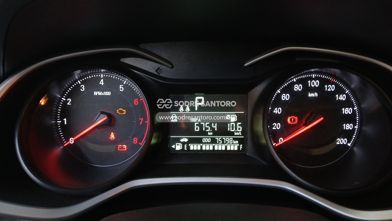 Chevrolet Onix Plus 10tat Lt1 - 2022/2023 — foto 7 de 12