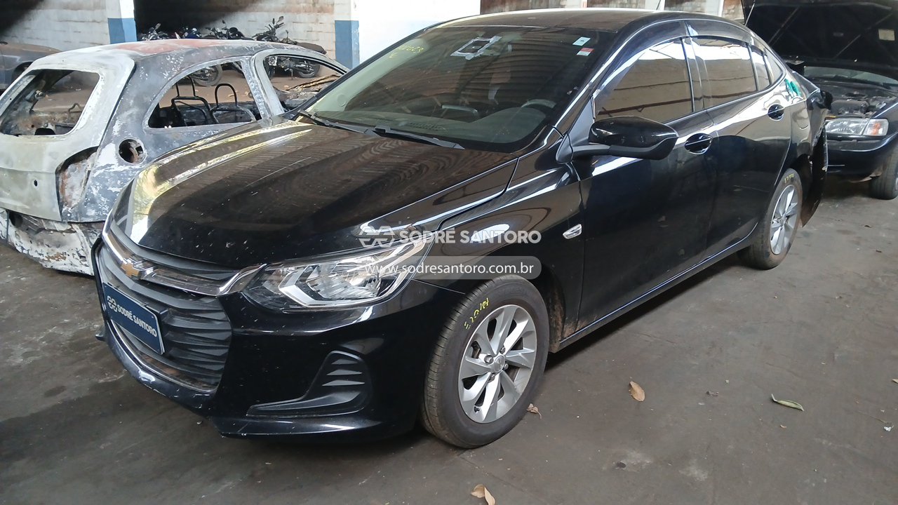 Chevrolet Onix Plus 10tat Lt1 - 2022/2023 — foto 3 de 12