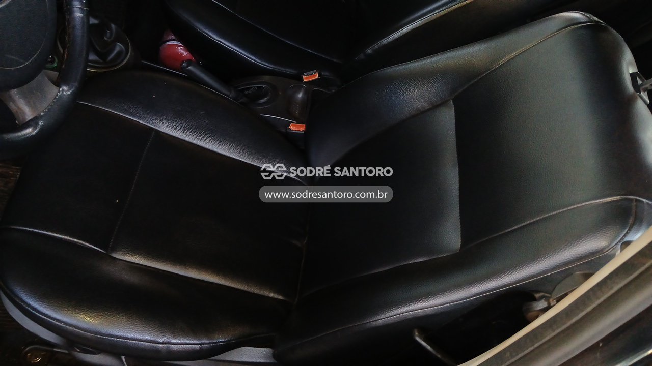 Ford Fiesta Sedan 1.6 Flex - 2008/2008 — foto 8 de 12