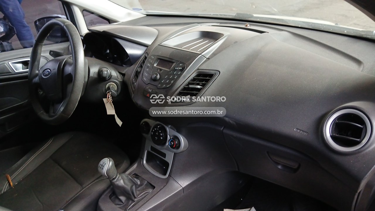 Ford Fiesta HA 1.5l SE - 2013/2014 — foto 6 de 12