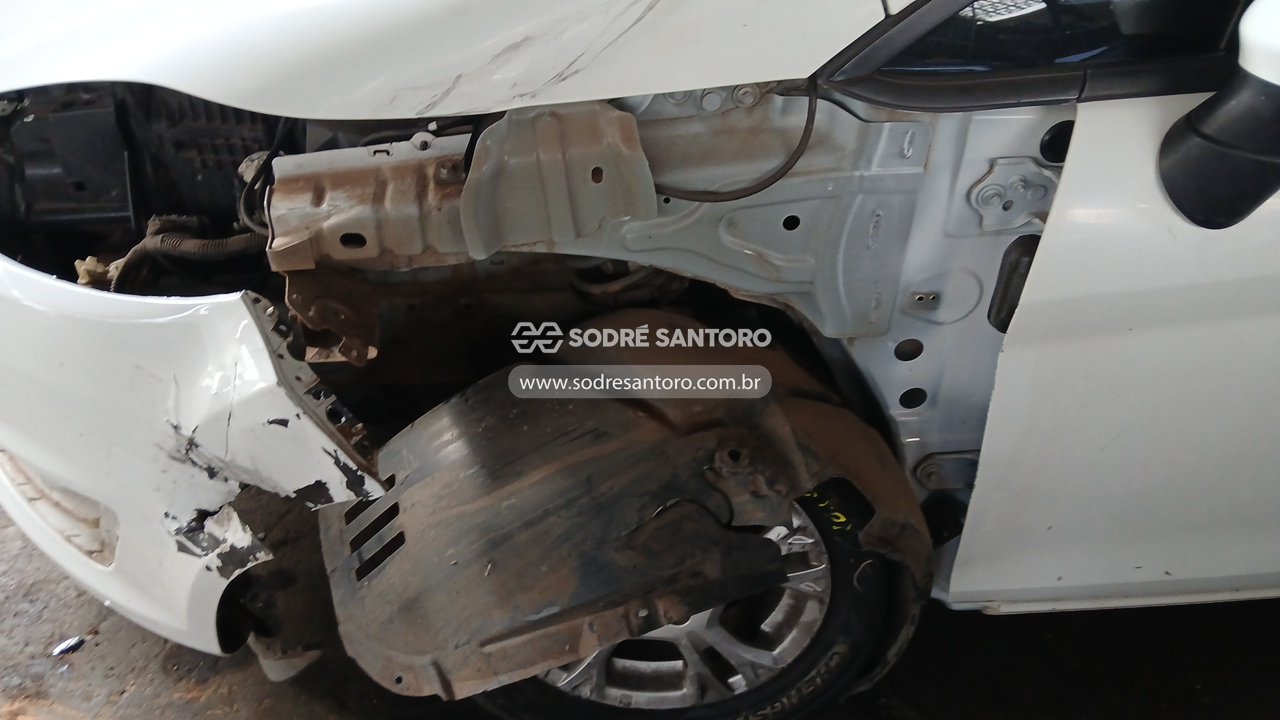 Ford Fiesta HA 1.5l SE - 2013/2014 — foto 11 de 12
