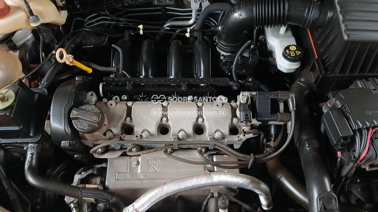 Volkswagen Voyage HL Mbv - 2016/2017 — foto 5 de 12