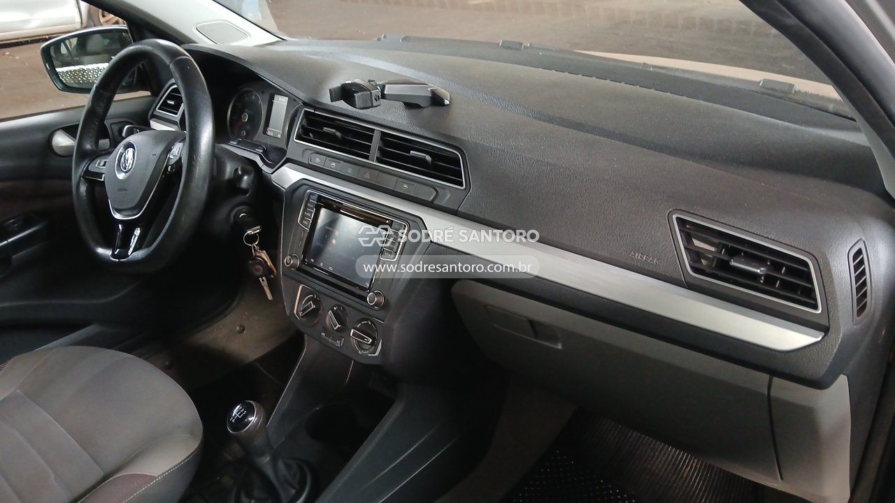Volkswagen Voyage HL Mbv - 2016/2017 — foto 6 de 12