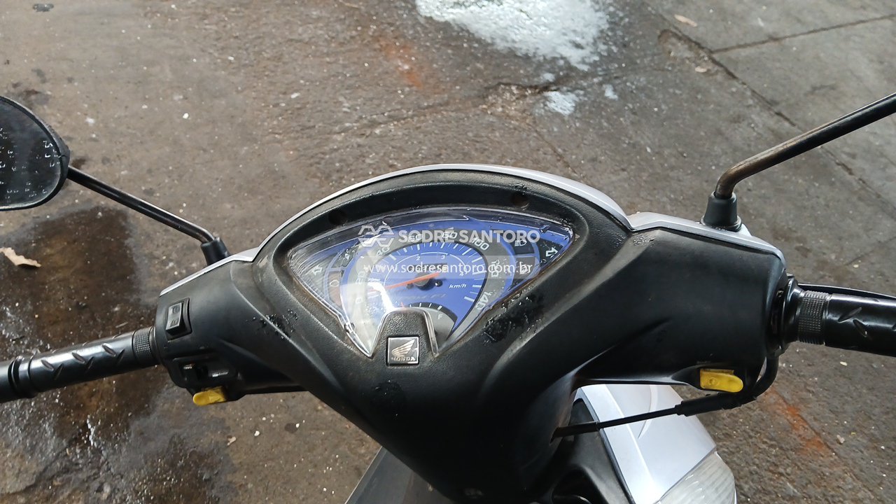 Honda Biz 125 ES - 2014/2015 — foto 8 de 12