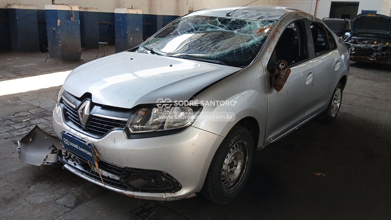 Renault Logan Exp 16 Sce - 2017/2017 — foto 3 de 12