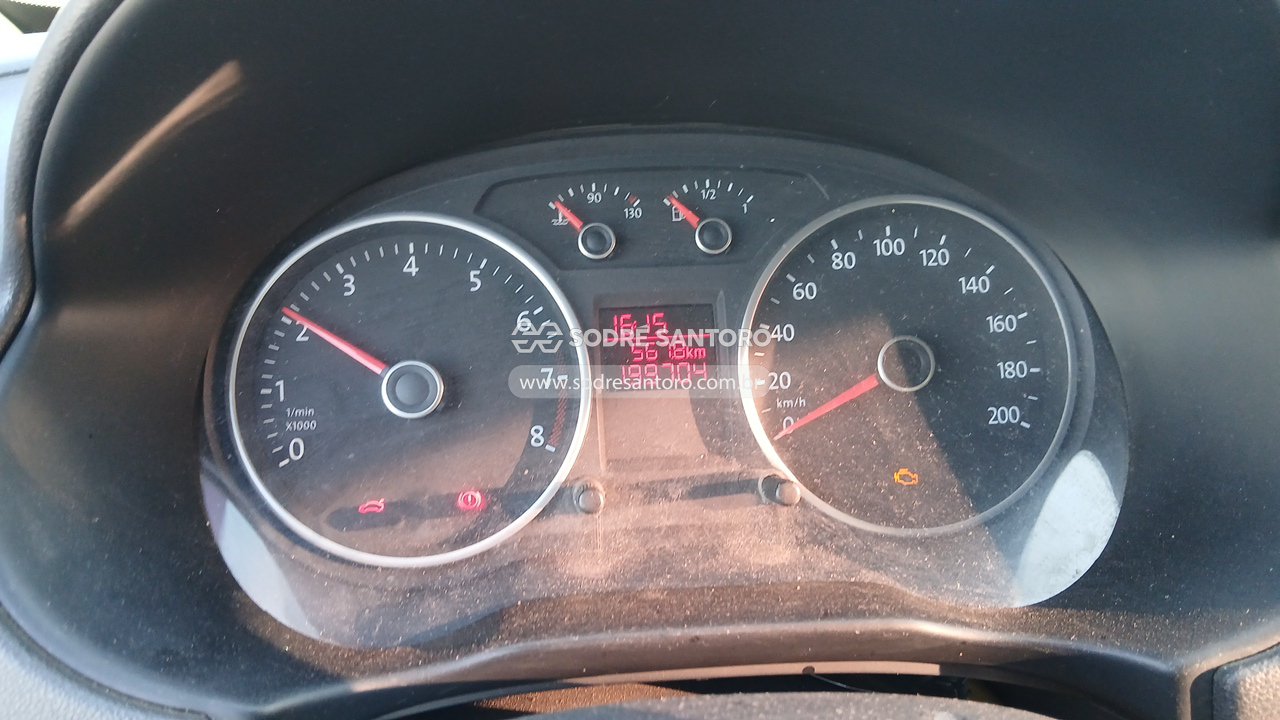 Volkswagen Gol City MB - 2015/2016 — foto 7 de 12