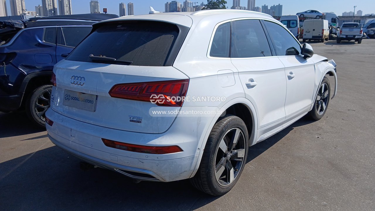 Audi Q5 2.0 Tfsi - 2017/2018 — foto 4 de 12