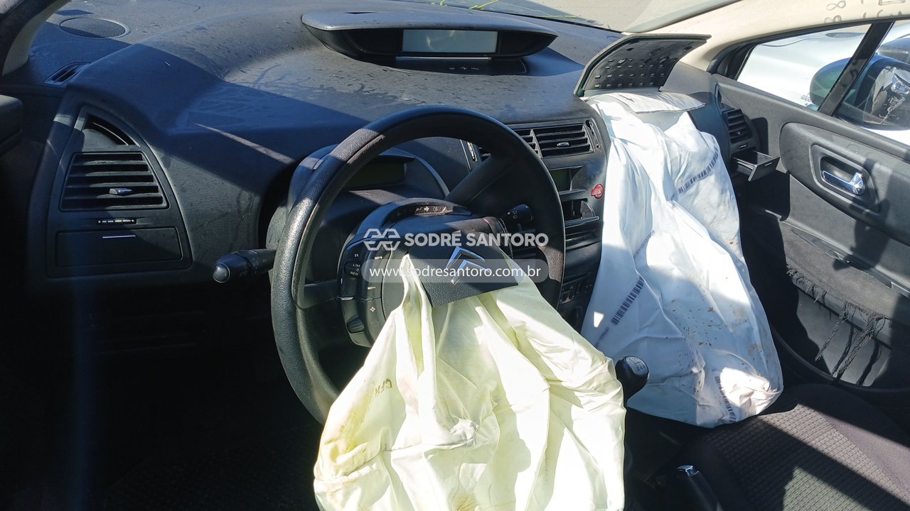 Citroen C4 - 2012/2013 — foto 6 de 12