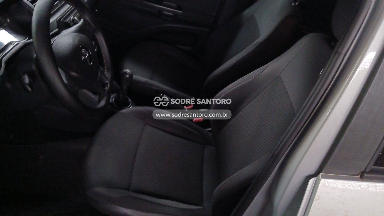 Volkswagen Voyage TL Mbv - 2017/2018 — foto 8 de 12